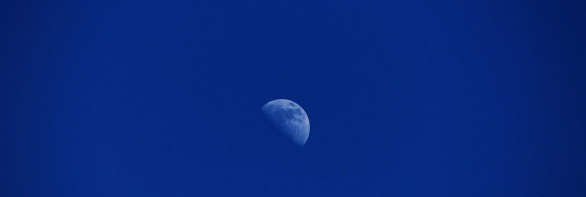 moon-769918_1920